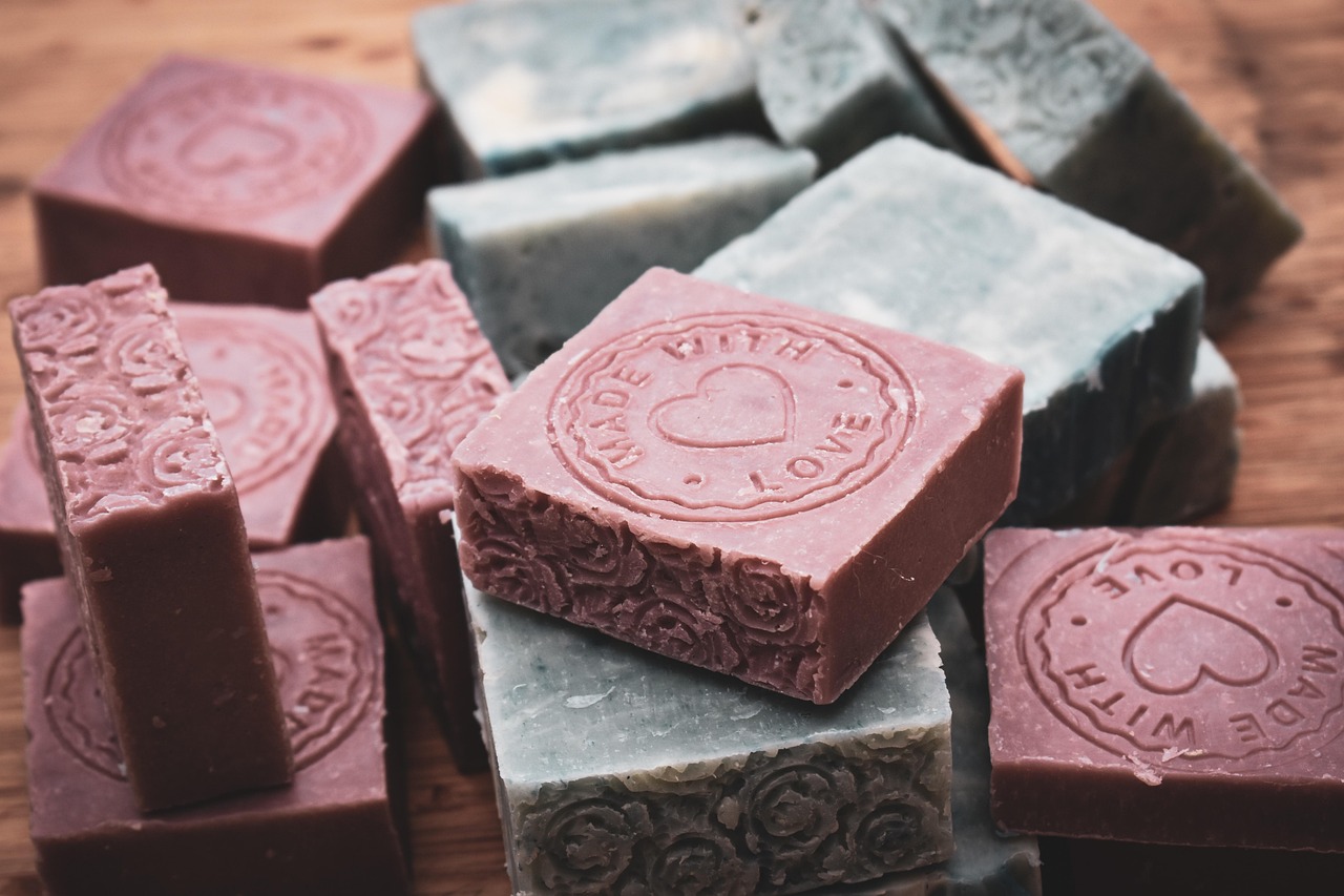 Acure Organics Body Wash: The Definitive Gluten-Free and Clean Beauty Guide