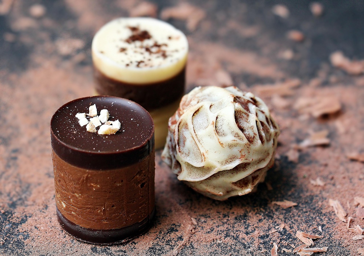 Coco Polo Dark Truffle Review: The Definitive Guide to Gluten-Free, Stevia-Sweetened Chocolate