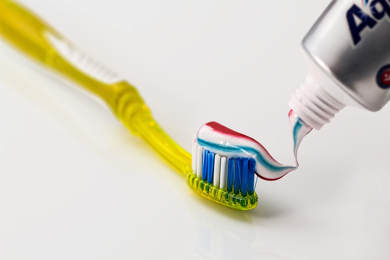 Crest Gluten Free Toothpaste: The Definitive Safety Guide for 2025
