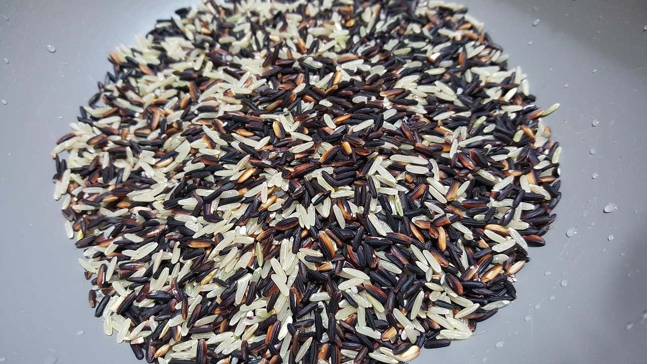 Is Wild Rice Gluten Free? A Definitive 2025 Guide to Safety, Nutrition, and Culinary Use