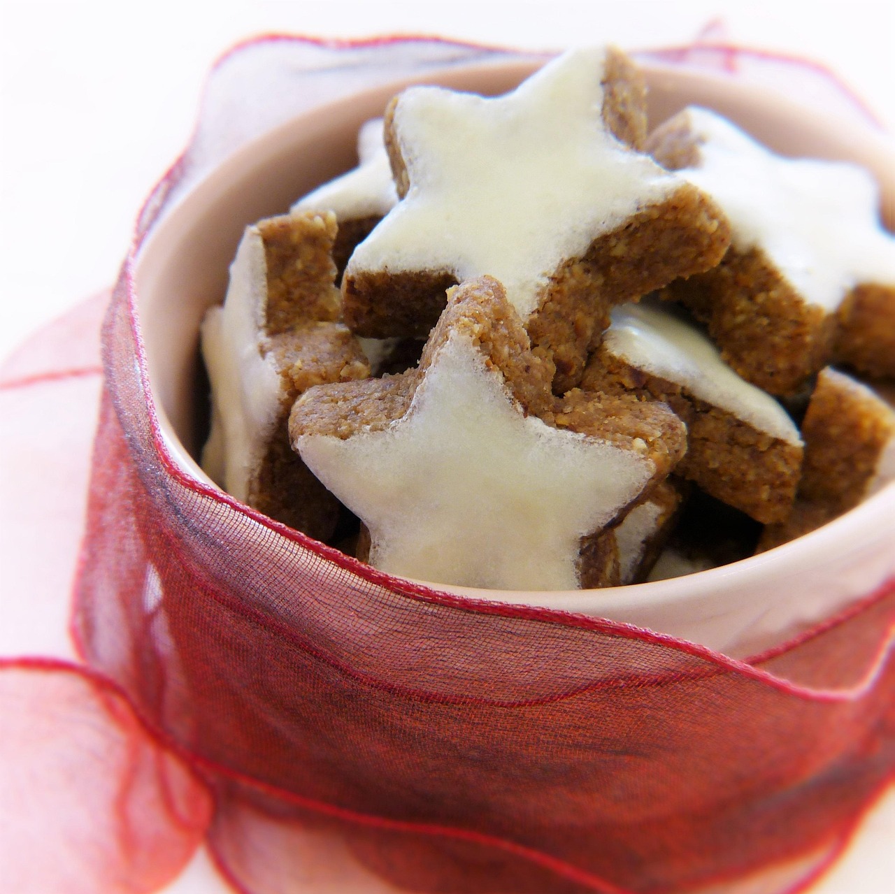 Jo-sef Gluten-Free Square Cinnamon Cookies Review { 2025 }: Taste, Ingredients, and Celiac Safety