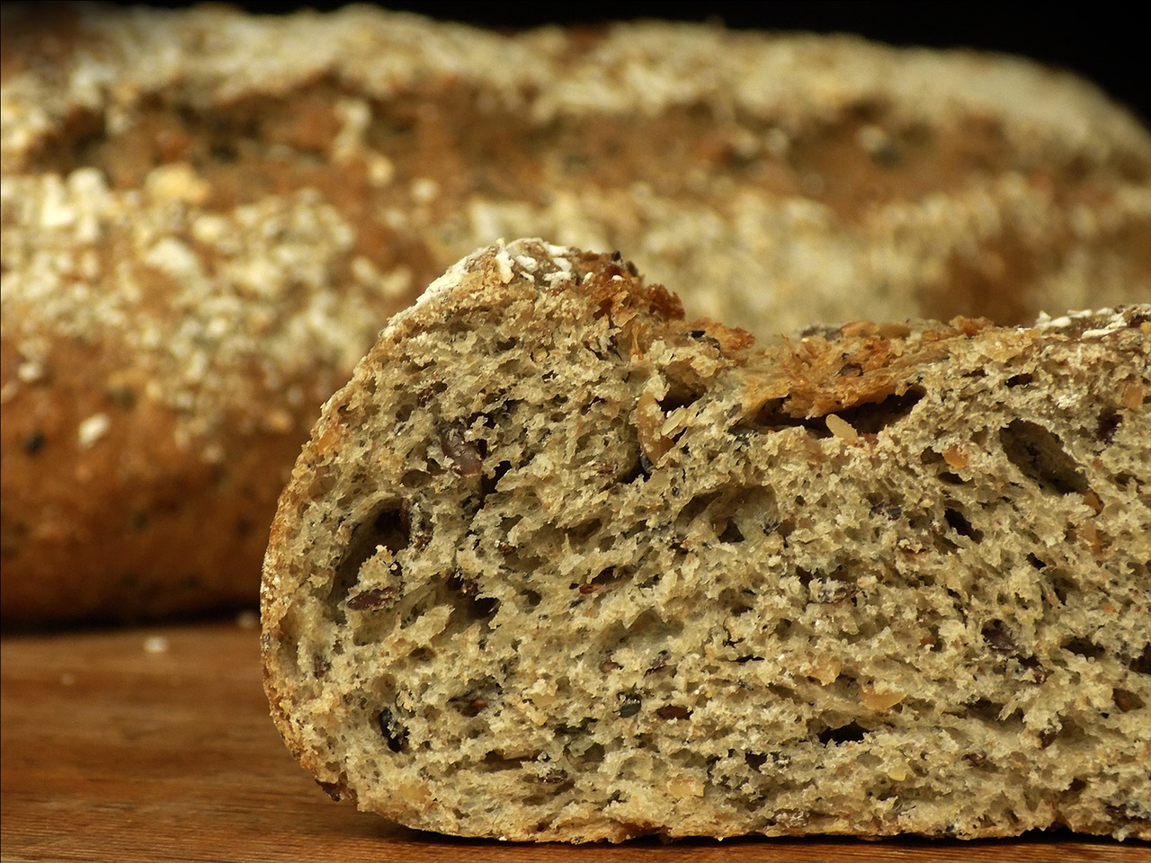 Rudi’s Double Fiber Bread Review 2025: Safety, Nutrition, and Taste Analysis for Gluten-Free Diets