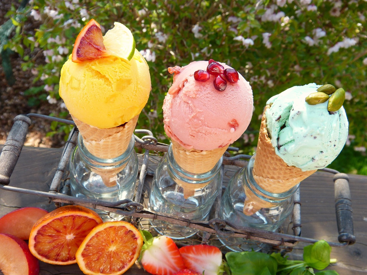 The Definitive 2025 Guide to Gluten-Free Ice Cream Cones: Brands, Safety, and Buying Tips
