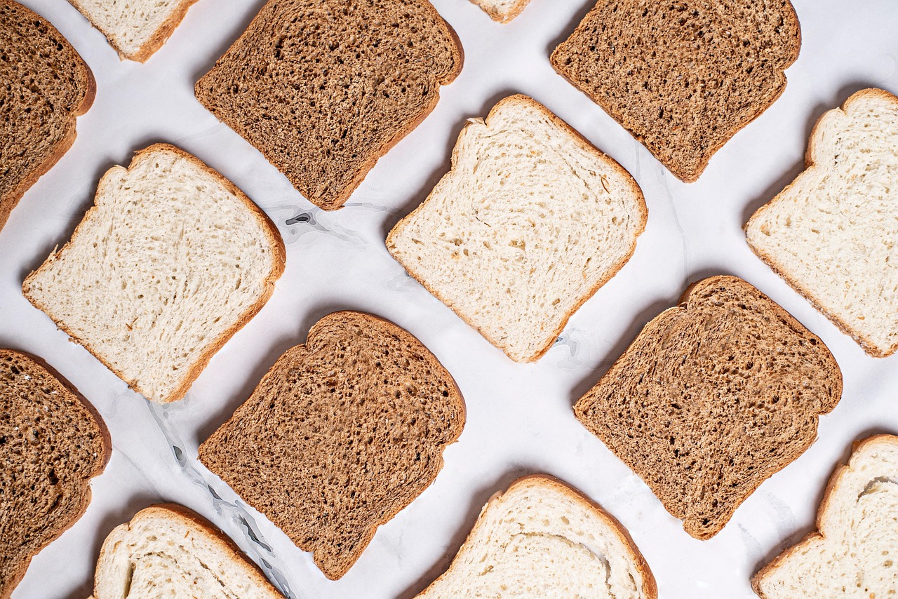 The Definitive 2025 Guide to Sliced White Gluten-Free Bread: Brands, Texture, and Taste