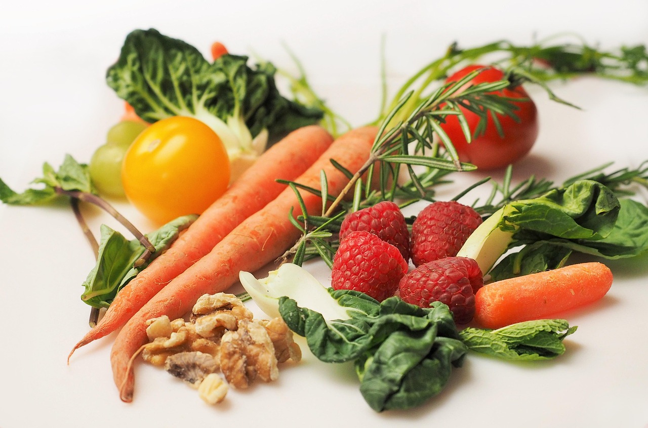 The Definitive Guide to Foods High in Vitamin K: K1, K2, and Warfarin Safety