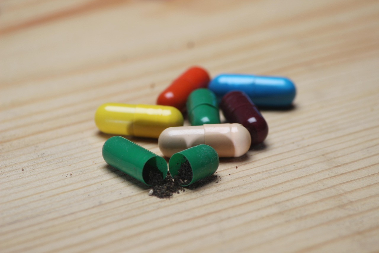 The Definitive Guide to Natural Antibiotics: Efficacy, Safety, and Integration into a Gluten-Free Lifestyle (2025)