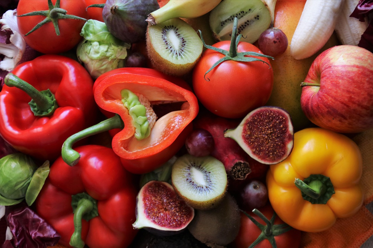 The Ultimate Guide to Foods High in Essential Vitamins: A, C, D, E, and K